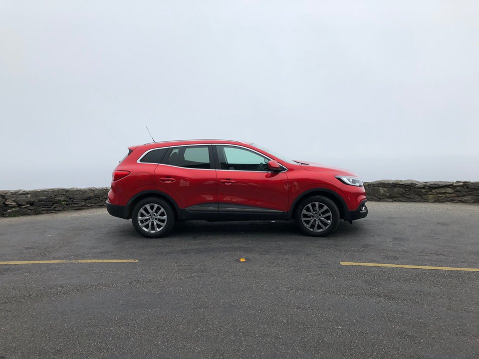 New 2020 Renault Kadjar  Detailed Walkaround (Exterior, Interior) 