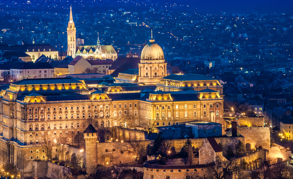 Do not miss seeing the illuminated Buda Castle duering your 2 days in Budapest