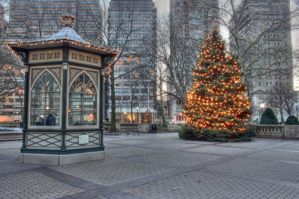 Christmas tree in front of office buildings in Philadelphia one of the Christmas vacations in the USA