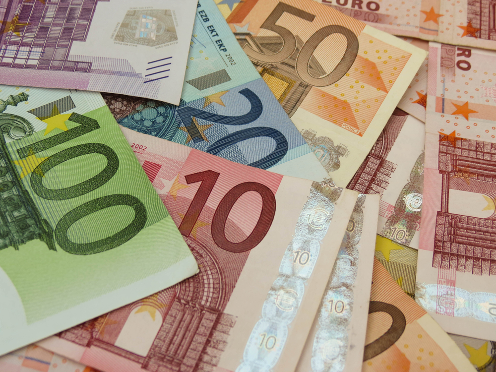 bills of euros