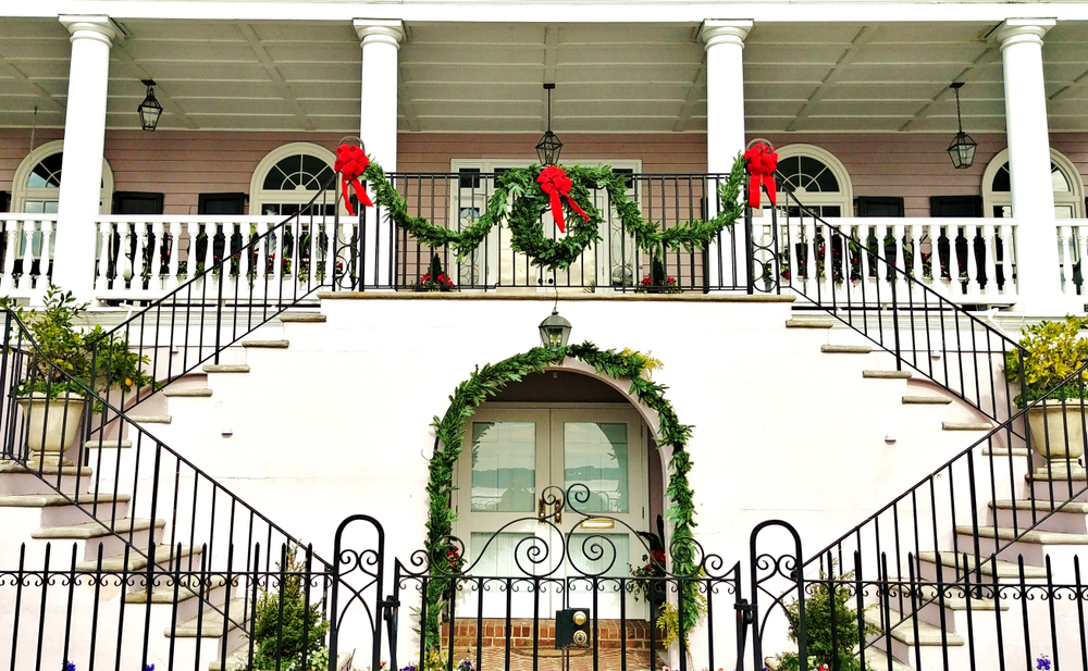 christmas decor on the railings