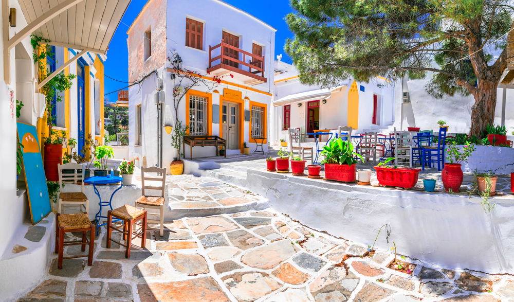 traditional greek houses