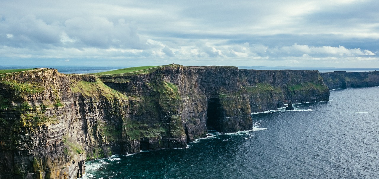 boomer travel ireland cliffs