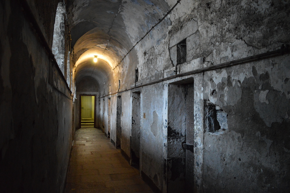 2 days in Dublin itinerary KILMAINHAM Gaol hallway