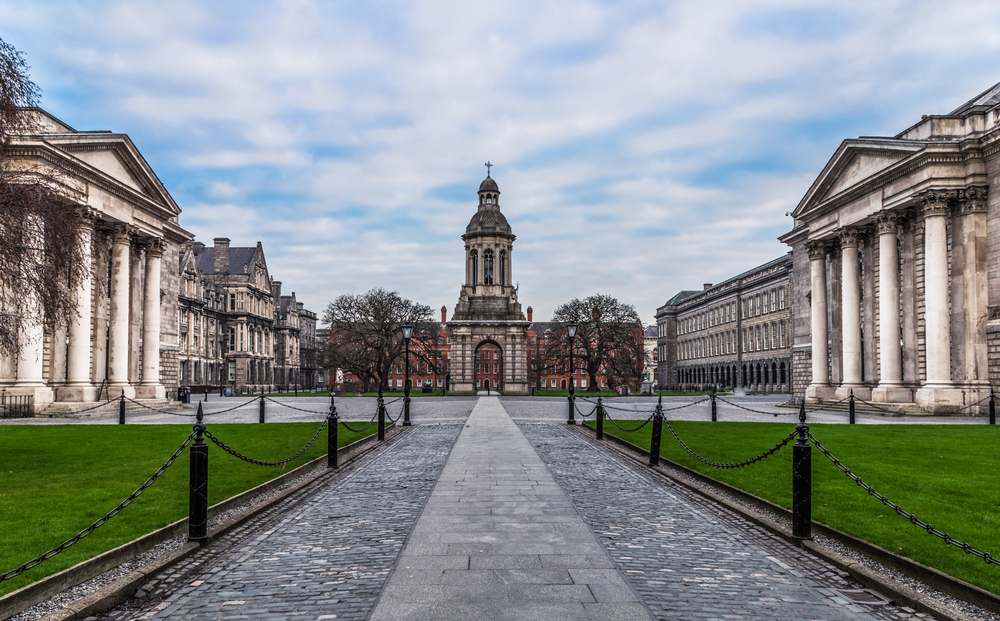 2 days in Dublin itinerary trinity college courtyard