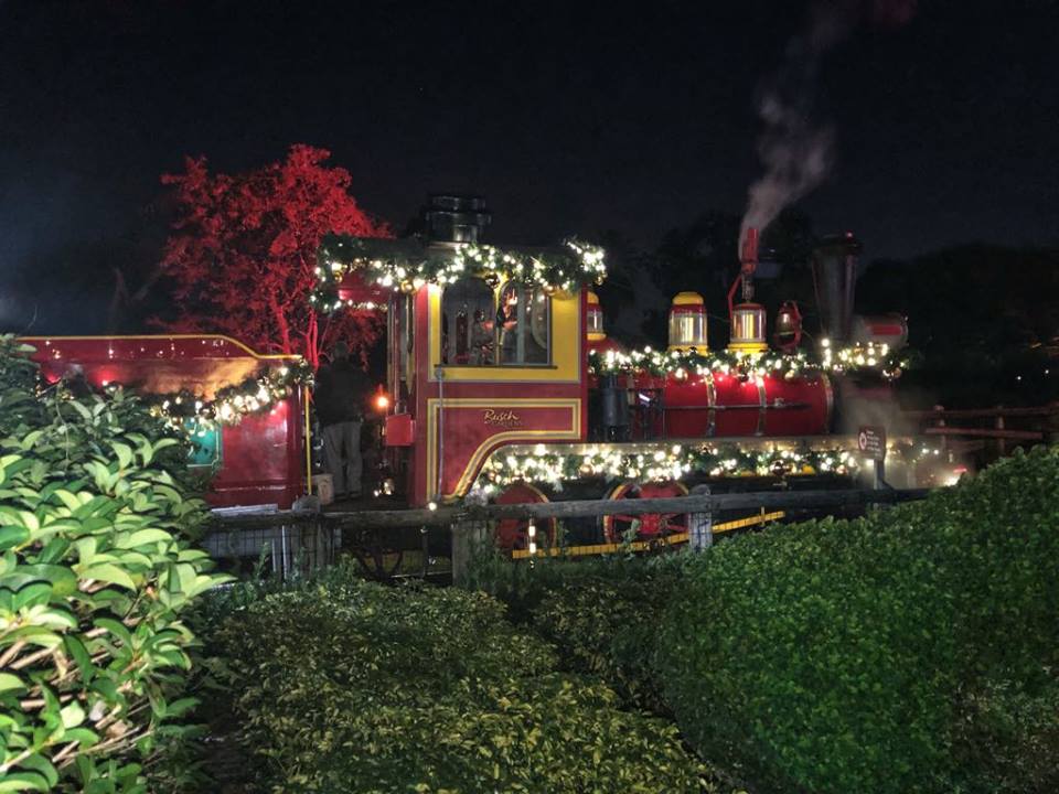 BG Christmas town train 2