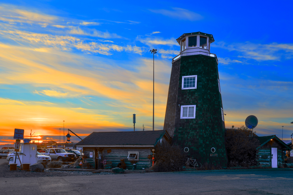 Visitez le Salty Dog Saloon lorsque vous visitez Homer