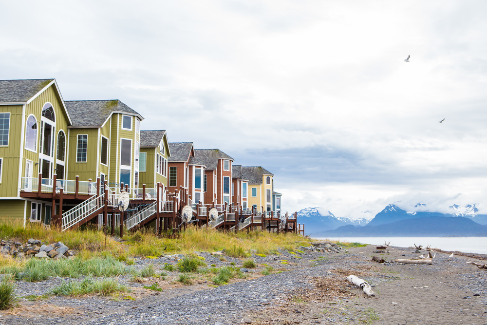 Unique things to do in Homer involve the pebbly beaches