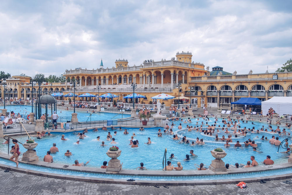 2 days in Budapest thermal bath