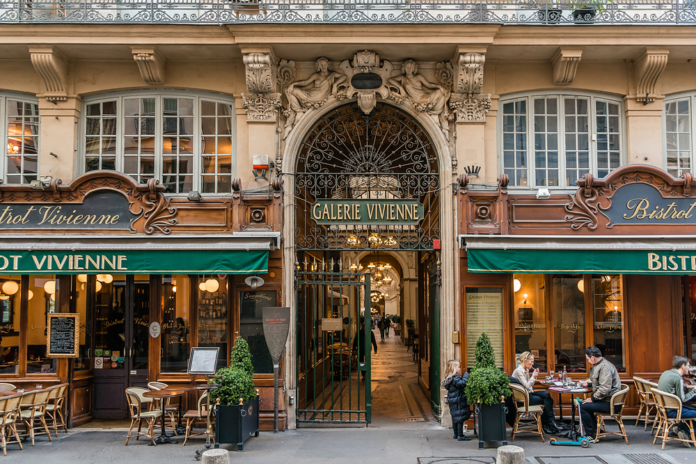 Unusual things to do in Paris shopping arcade