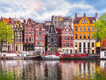 1 day in Amsterdam floating houses on canal