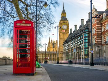 1 Day in London red telephone booth and Big Ben
