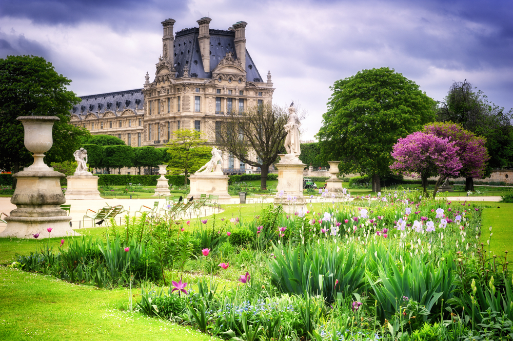 gardens to visit outside paris