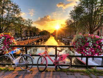 There are so many beautiful places to take pictures in Amsterdam