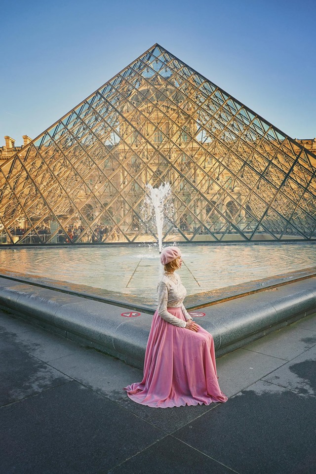 One of Paris' Instagram spots in the Louvre