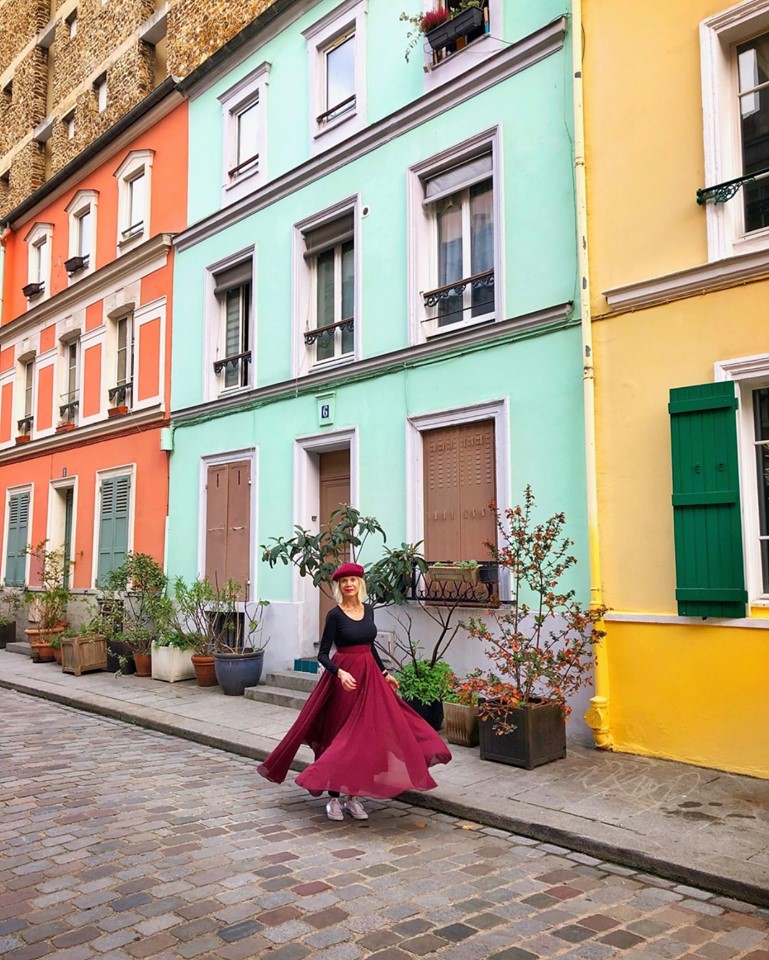 Rue Cremieux is in the 12 district of Paris and very popular place to take photos