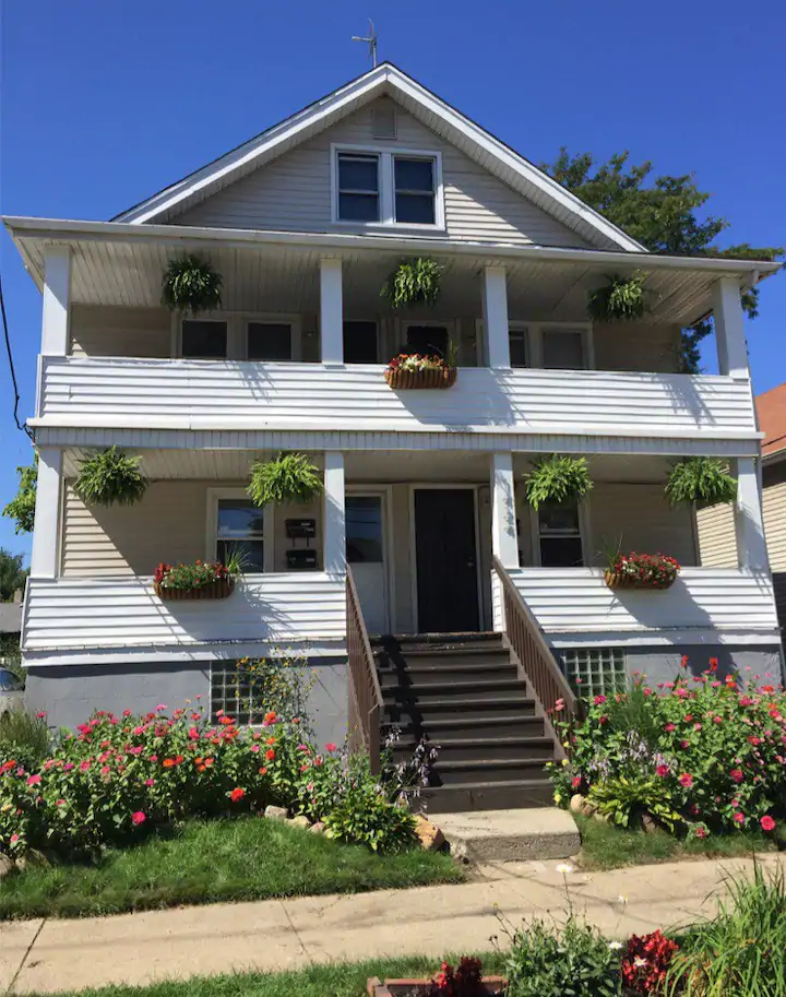 This newly updated Cleveland Airbnb is on the second floor in a very trendy neighborhood.