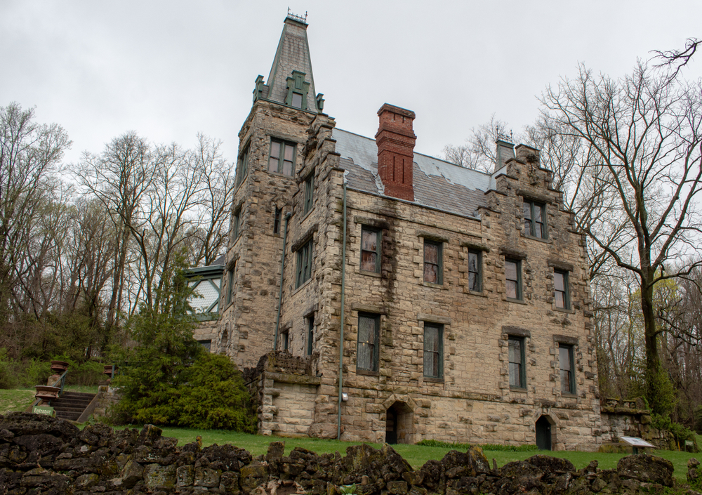 Mac-O-Chee Castle is in the Ohio countryside