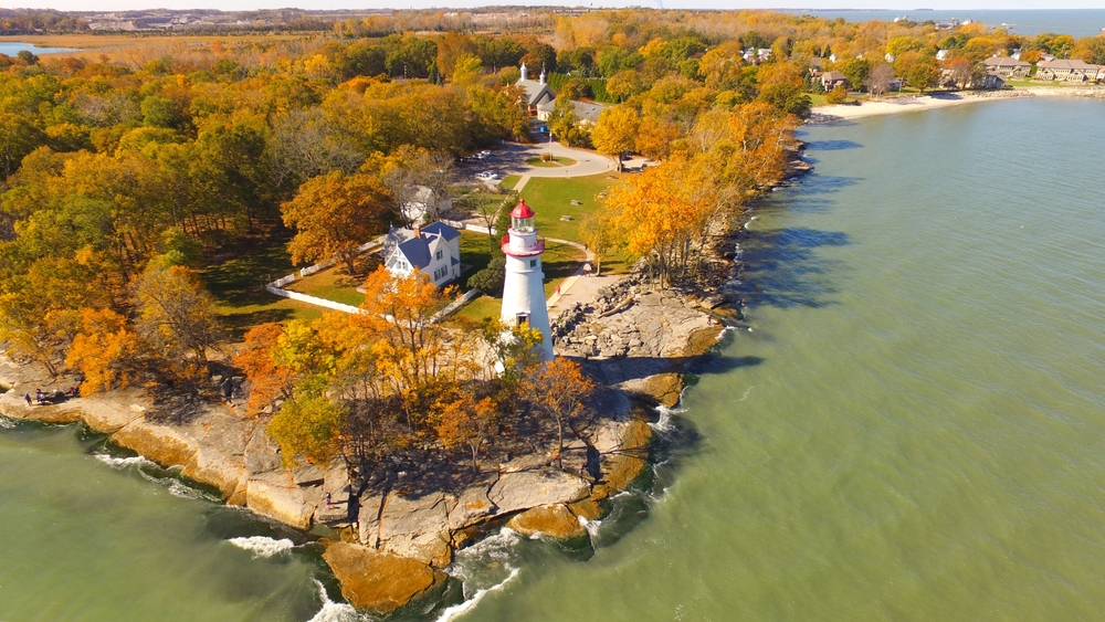 The shores of Lake Erie in Marblehead Ohio offer stunning Ohio fall foliage