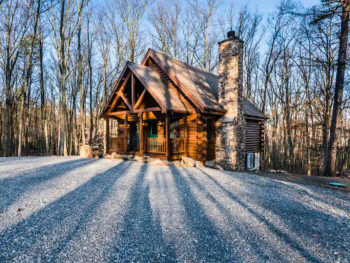 snowy log cabin cabins in Pennsylvania