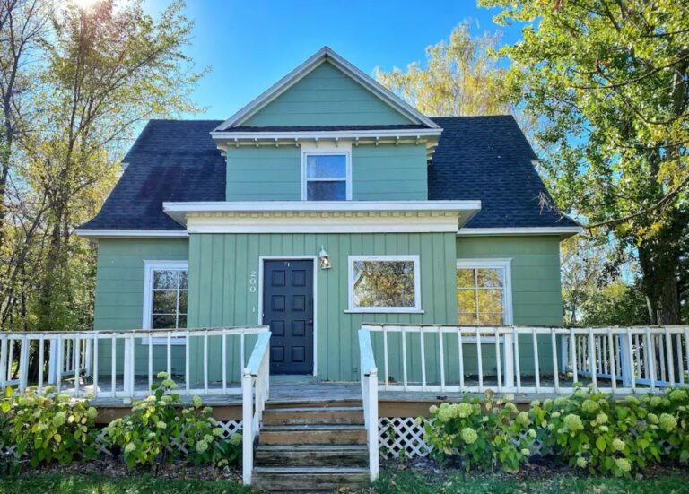 18 Best Airbnbs In North Dakota - Linda On The Run