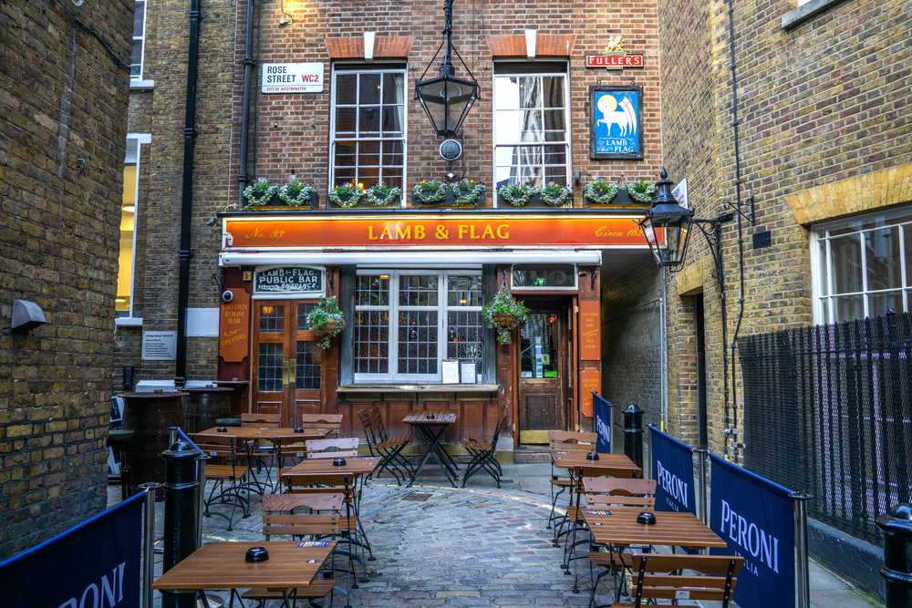 Historic Lamb and Flag pub in Covent Garden, a traditional Georgian pub. It's one of the best bars in Covent Garden. 