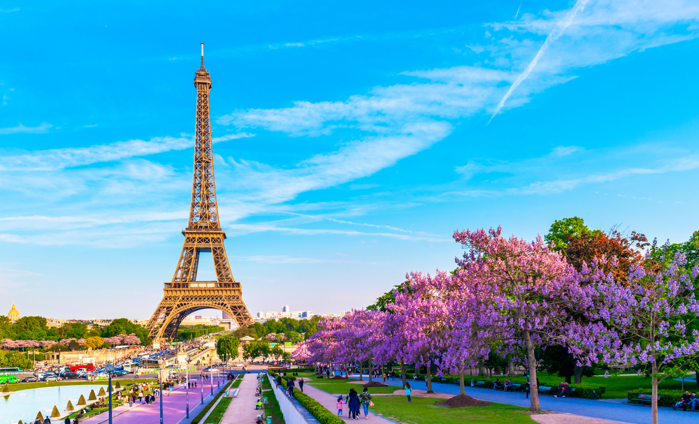 10 Best Day Trips From Paris by Train You Shouldn't Miss - Linda On The Run